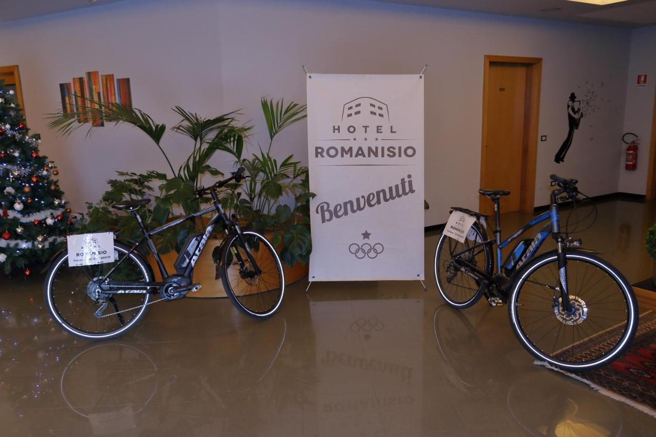 Hotel Romanisio Fossano Bagian luar foto